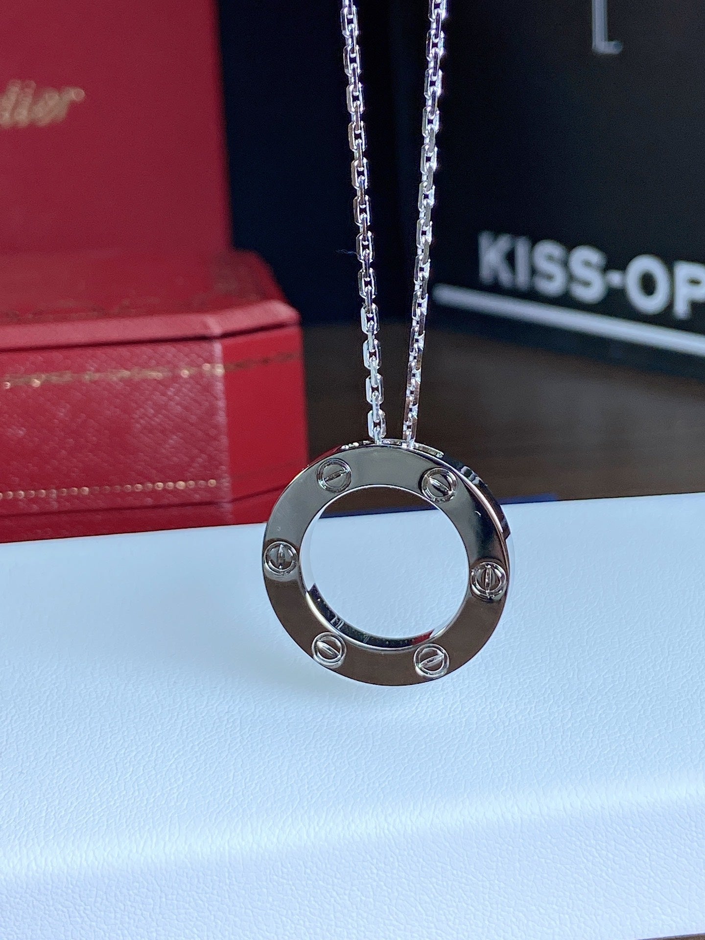 ¡®Armor-¡¯LOVE NECKLACE 16MM