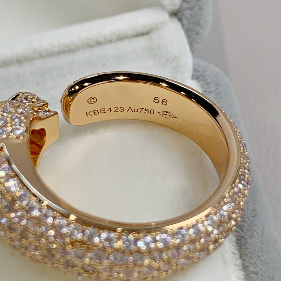 ¡®Armor-¡¯PANTHERE PINK GOLD DIAMOND RING
