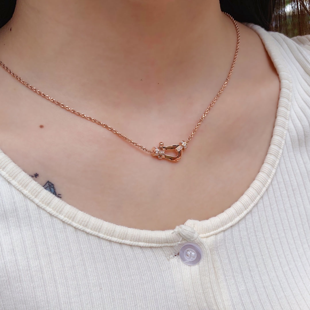 ¡®Armor-¡¯FORCE 10 PINK GOLD DIAMOND NECKLACE