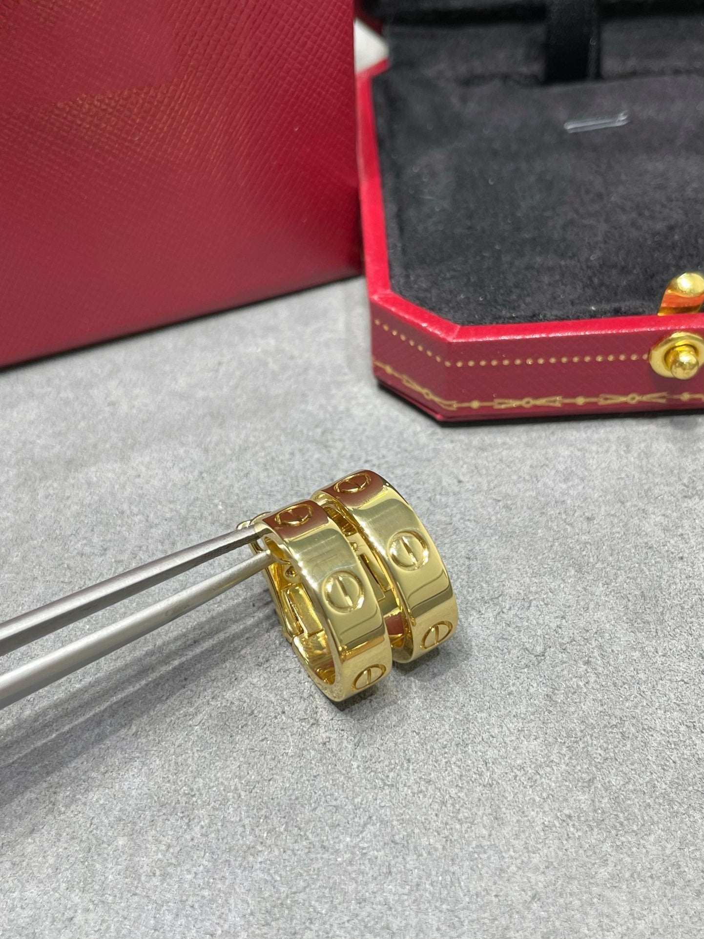 ¡®Armor-¡¯LOVE 5.5MM EARRINGS