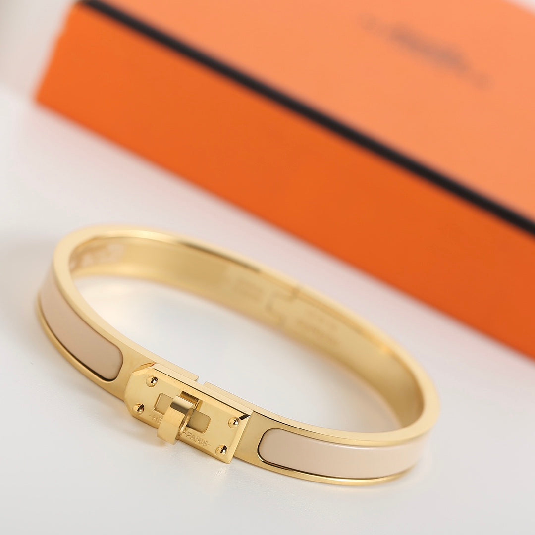 ¡®Armor-¡¯HM KELLY BEIGE BRACELET