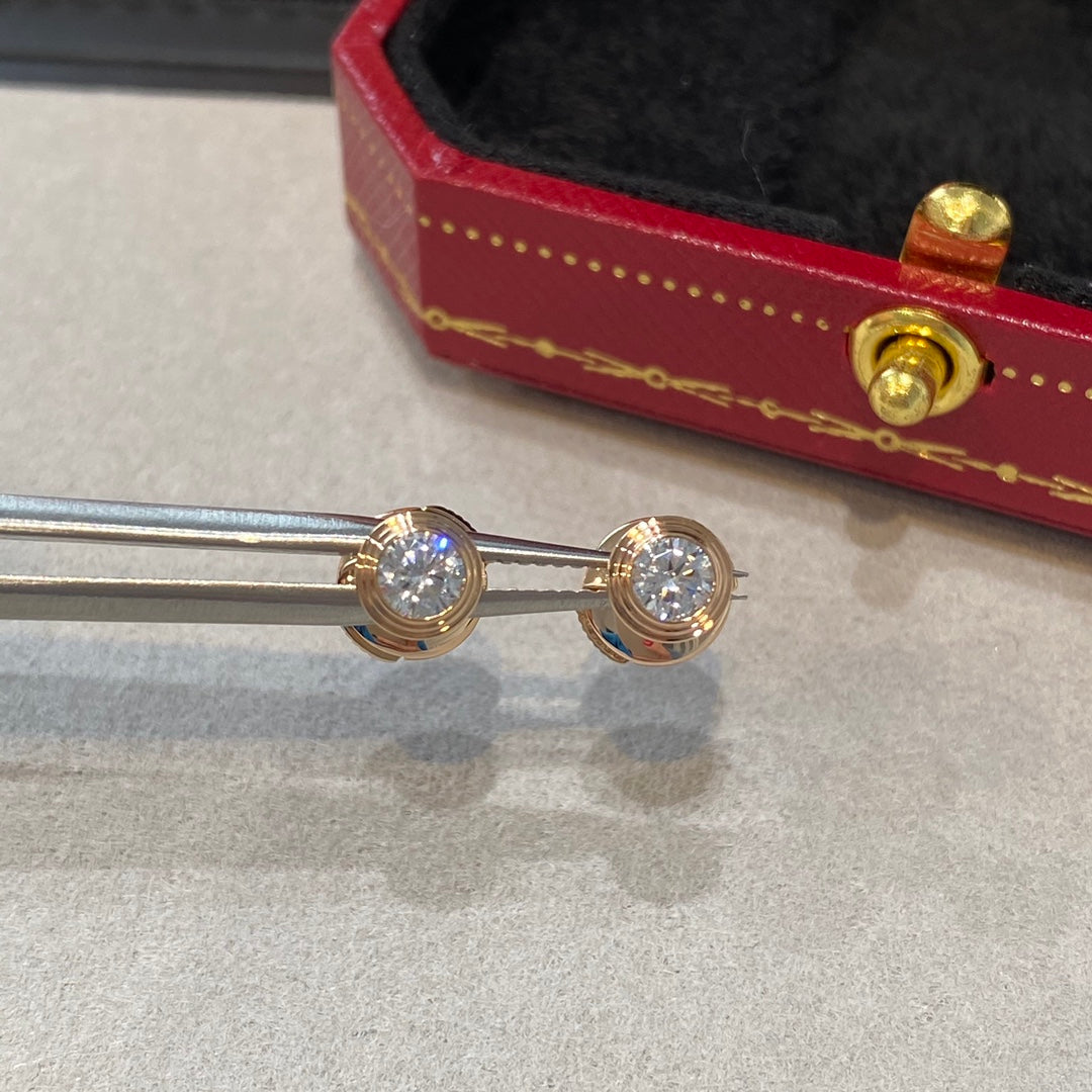 ¡®Armor-¡¯DAMOUR DIAMOND EARRINGS