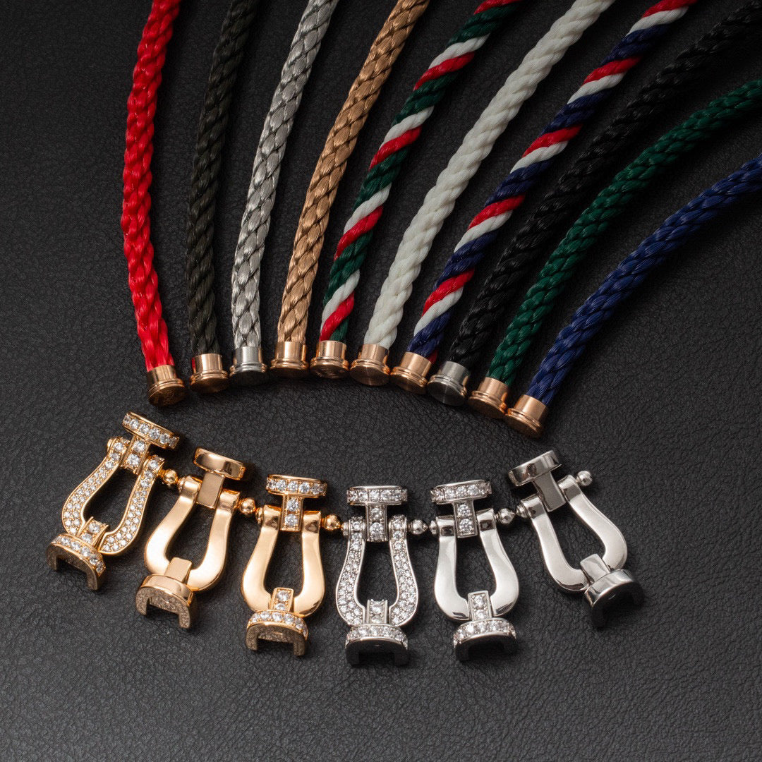 ¡®Armor-¡¯FORCE LARGE HORSESHOE HALF DIAMOND BRACELET SILVER
