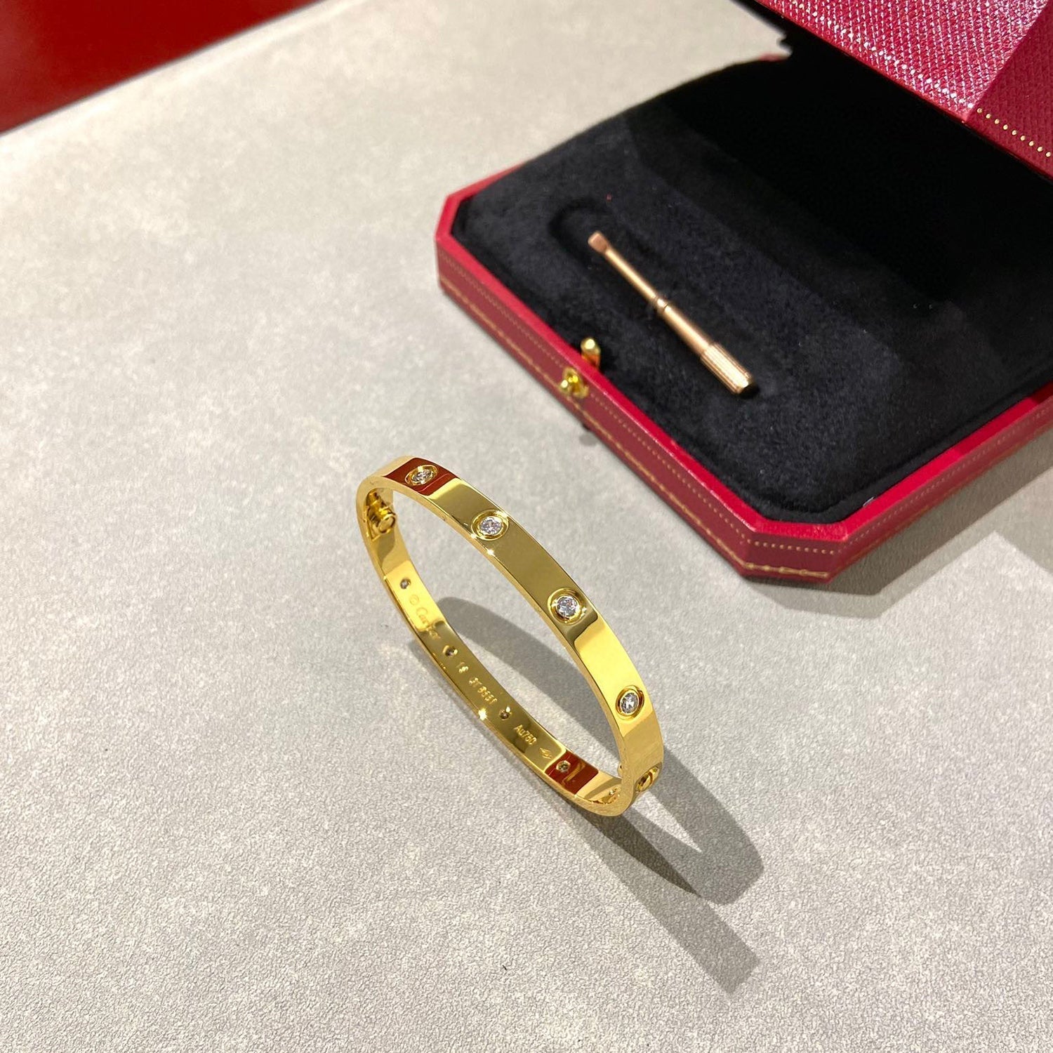 ¡®Armor-¡¯LOVE BRACELET 6.1MM 10 DIAMONDS