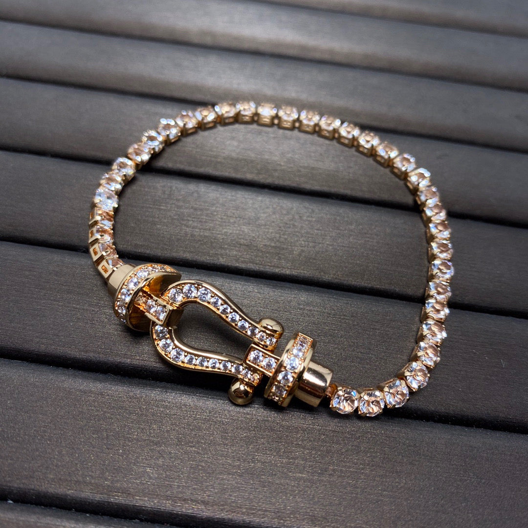 ¡®Armor-¡¯FORCE  LARGE HORSESHOE FULL DIAMOND TENNIS BRACELET