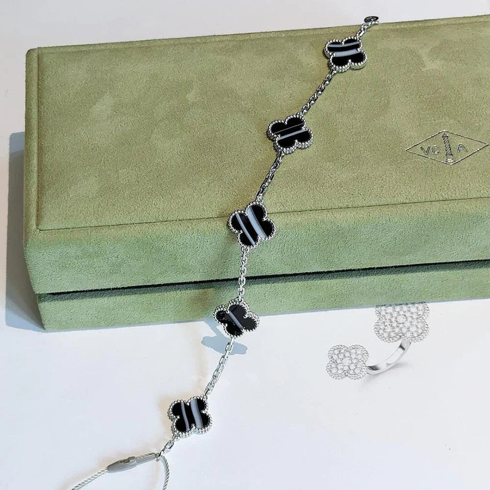 [Armor-]New  CLOVER 5 MOTIF PULSAR STONE BRACELET COLLECTION